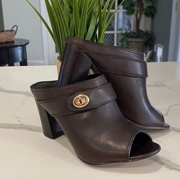 Coach Elegant Brown Leather Mules size 6 B - Picture 1 of 7
